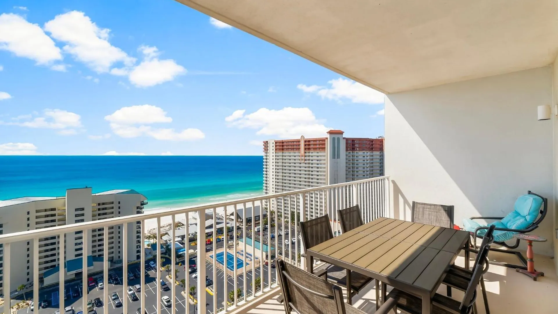 Laketown Wharf 1818 Panama City Beach Apartment